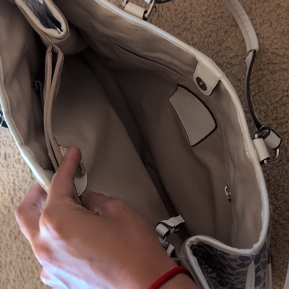 COACH Vintage Signature Carryall Chambray Canvas Bag - Picture 8 of 11